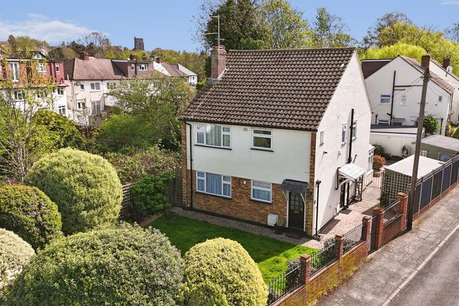 2 bed property, in Sunnyhurst Close, £350,000