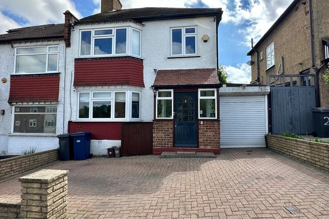 4 bed property, in Denham Road, £700,000