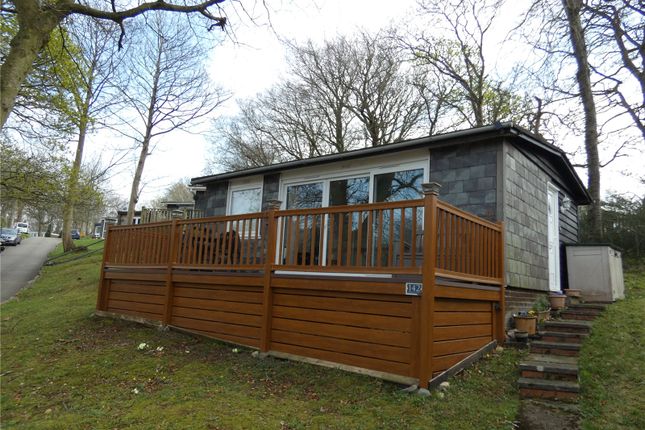 2 bed property, in Caeathro, £50,000