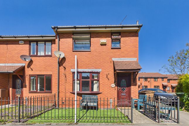 3 bed property, in Pryme Street, £140,000