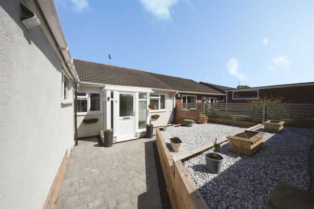 2 bed property, in Chalton Heights, £400,000