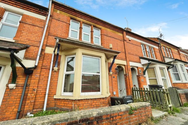 3 bed property, in Crofton Park, £190,000