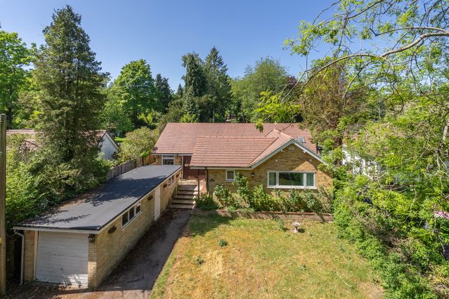 4 bed property, in Ashurst Drive, £800,000