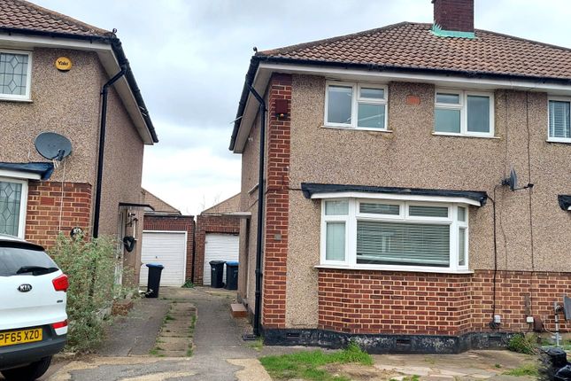3 bed property, in Vernon Avenue, £395,000