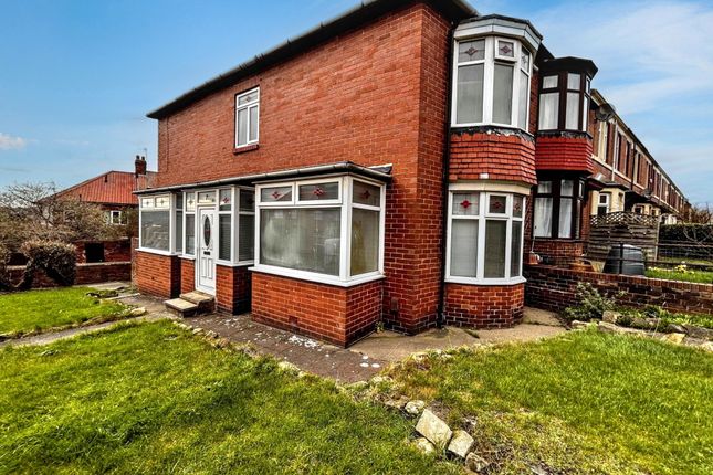 3 bed property, in Maple Grove, £190,000