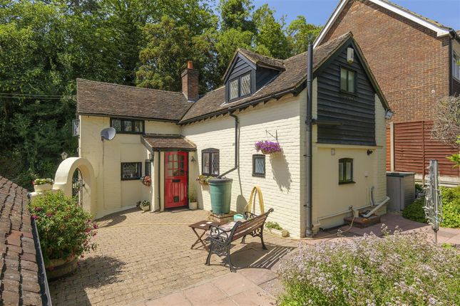 3 bed property, in Cornmill Cottage, £599,995