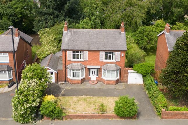 3 bed property, in Denton Road, £375,000