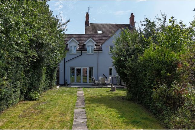 4 bed property, in Church Street, £375,000