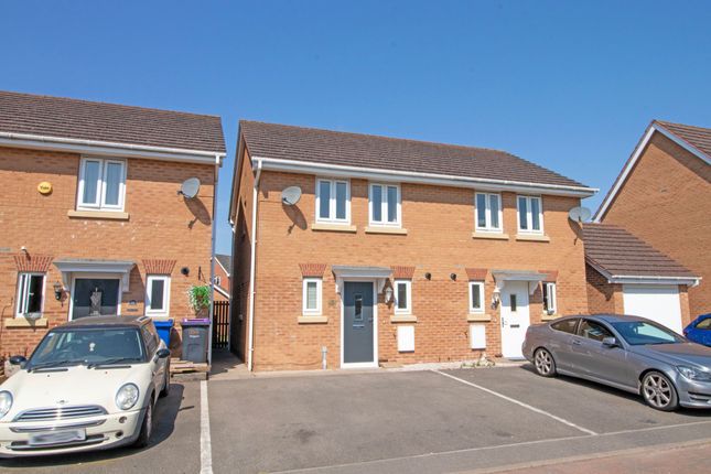 3 bed property, in Birkdale Square, £160,000