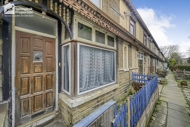 2 bed property, in Borrowdale Avenue, £66,500