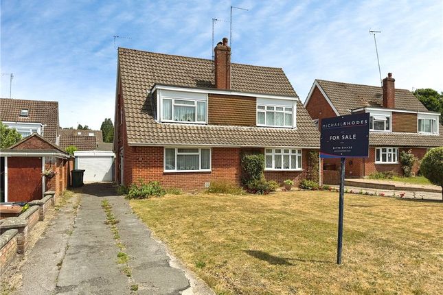 3 bed property, in Hollywood Close, £335,000