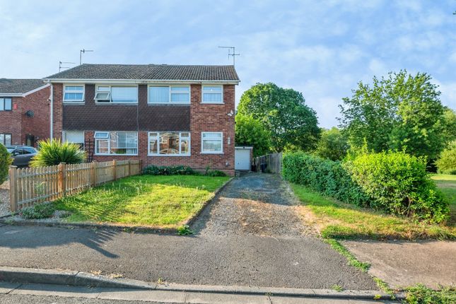 3 bed property, in Ontario Close, £200,000