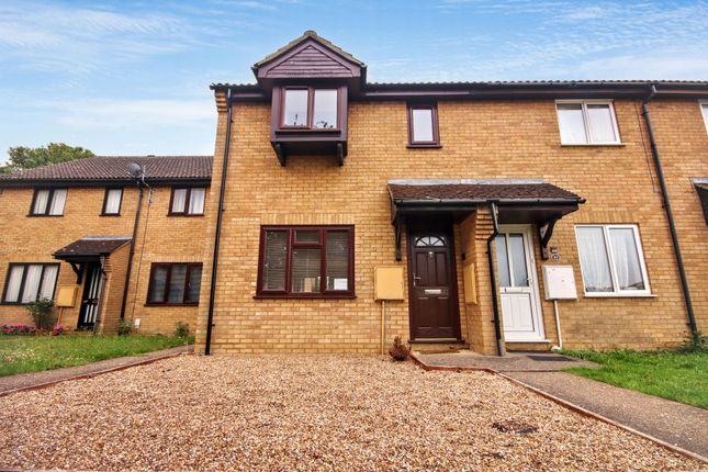 3 bed property, in Whitgift Road, £295,000