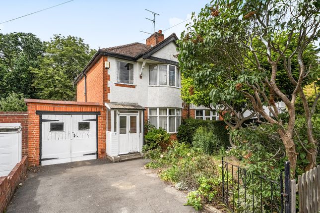 3 bed property, in Stanhope Road, £325,000