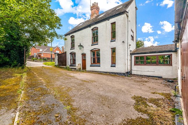 4 bed property, in Priory Cottage, £280,000