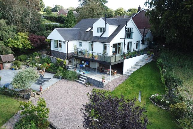 4 bed property, in Moddershall, £999,950