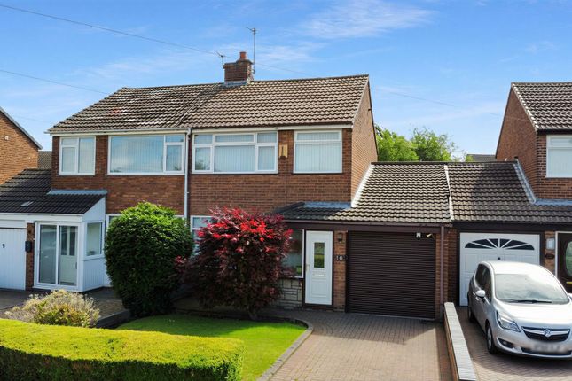 3 bed property, in Melrose Avenue, £250,000