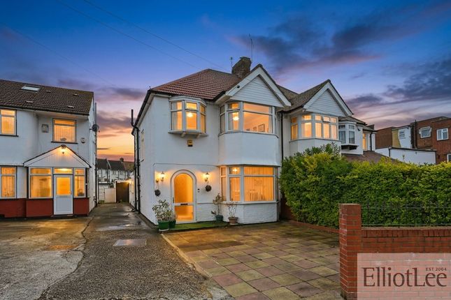 3 bed property, in Portland Crescent, £650,000