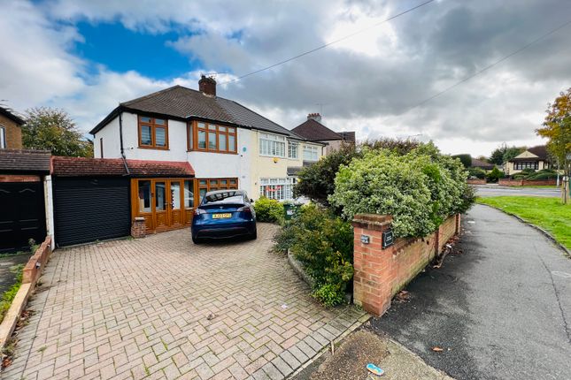 3 bed property, in Pettits Lane North, £525,000