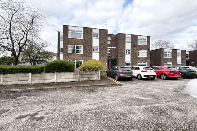 1 bed property, in Hollins Lane, £60,000