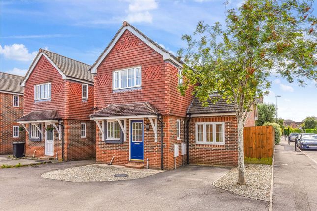 3 bed property, in Palmers Field Avenue, £350,000