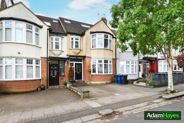 5 bed property, in Finchley Park, £875,000