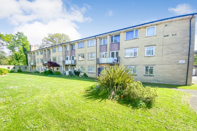1 bed property, in Home Close, £65,000