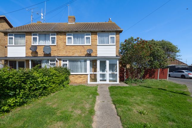 3 bed property, in Lambs Walk, £365,000
