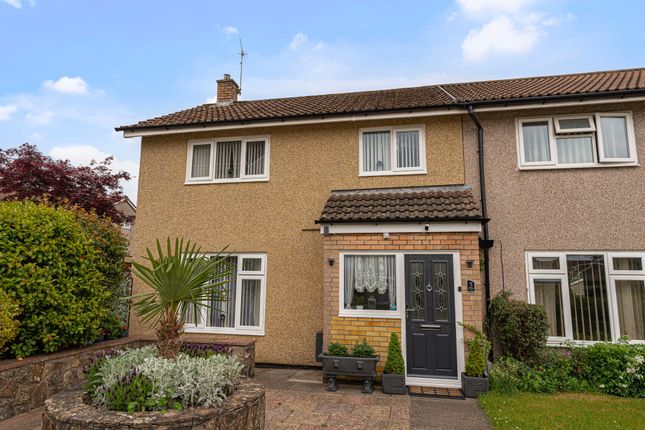3 bed property, in Liswerry Close, £240,000