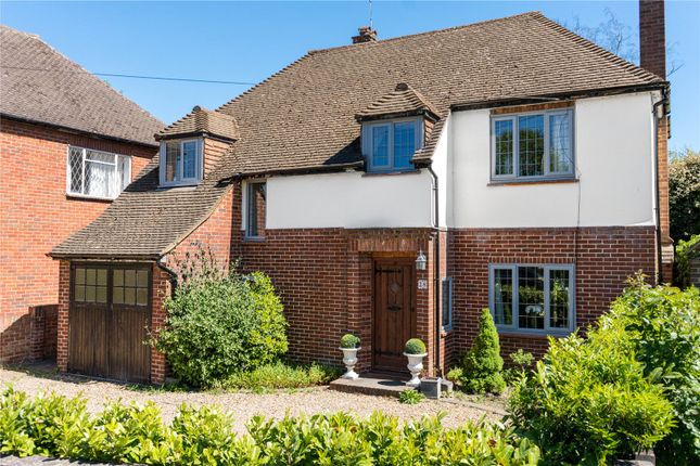 3 bed property, in Queens Avenue, £710,000