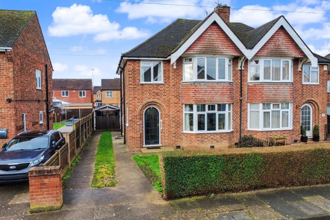 3 bed property, in Haddon Crescent, £285,000