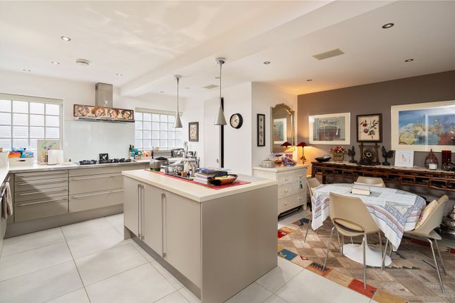 3 bed property, in Hawtrey Road, £3,000,000