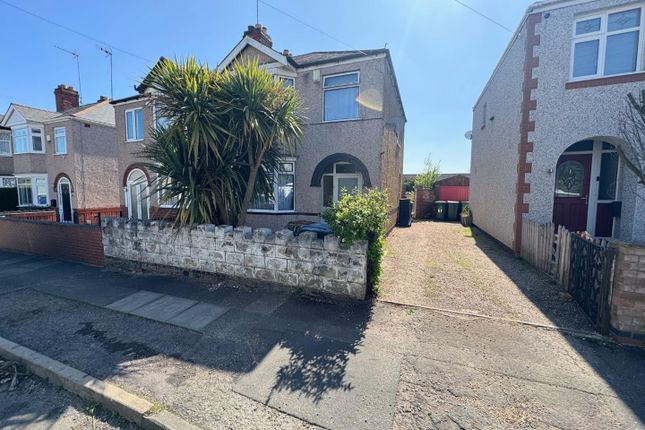 3 bed property, in Lavender Avenue, £175,000