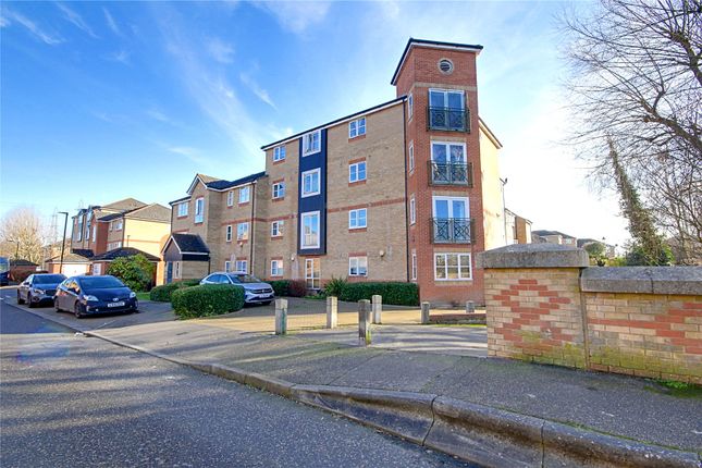 2 bed property, in Greener Court, £250,000