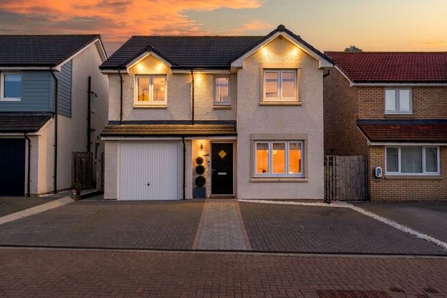 4 bed property, in Nasmyth Park, £350,000