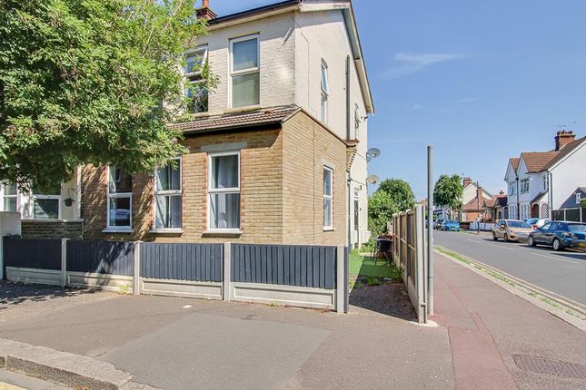 1 bed property, in Sweyne Avenue, £130,000