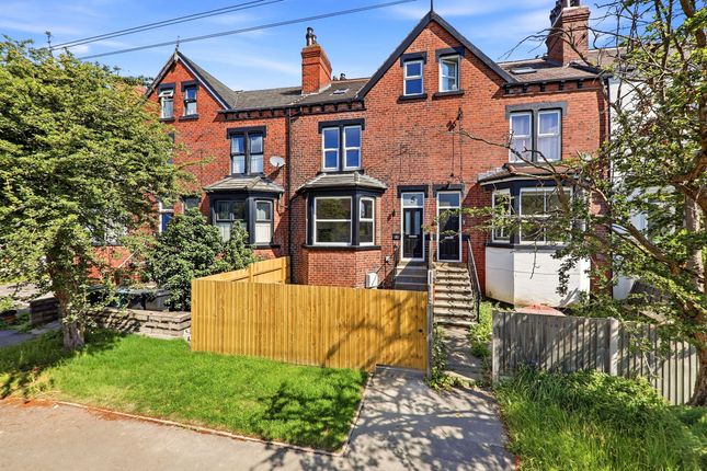 4 bed property, in Nunroyd Road, £400,000