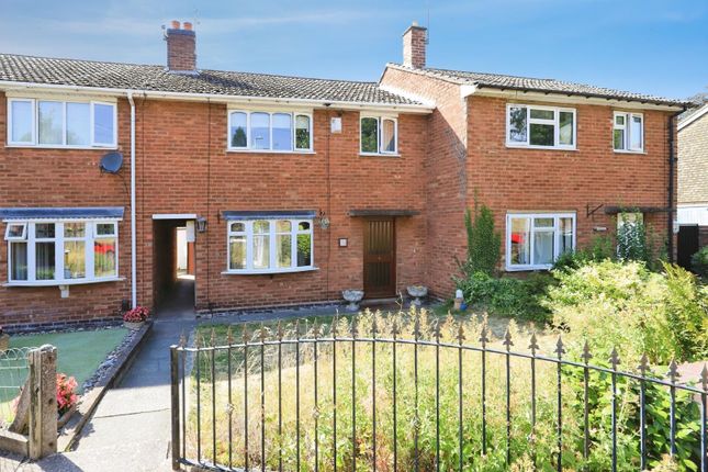 3 bed property, in Overbrook Close, £170,000