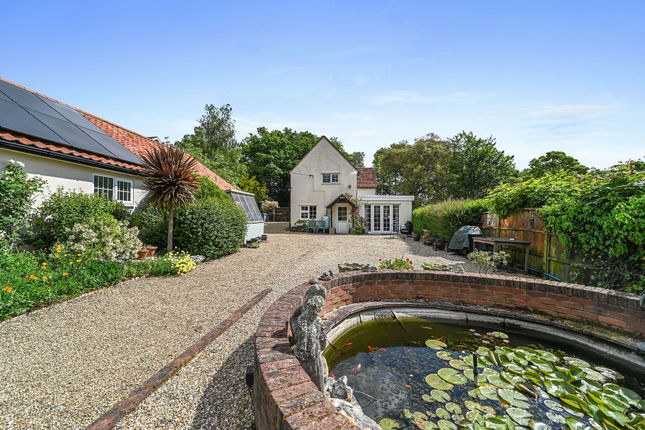 4 bed property, in Semer, £750,000