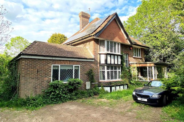 4 bed property, in Barnhorn Road, £595,000
