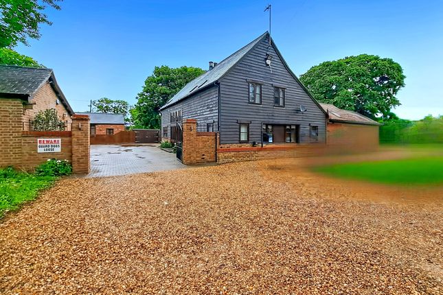 5 bed property, in Bunkers Hill, £650,000