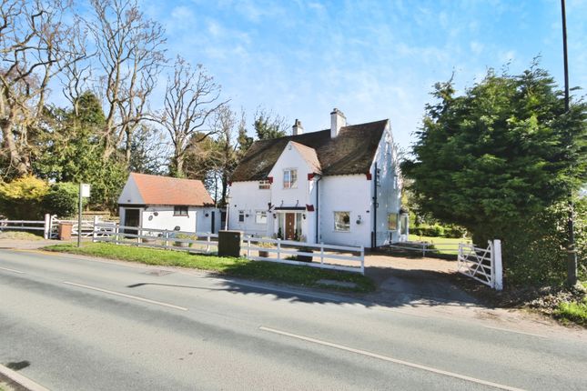 4 bed property, in Seaton Road, £475,000