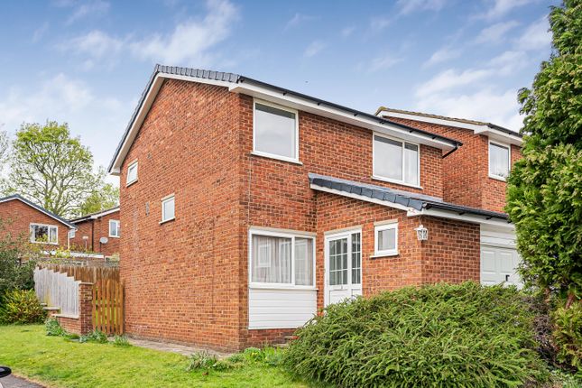 3 bed property, in Chiltern Park Avenue, £600,000