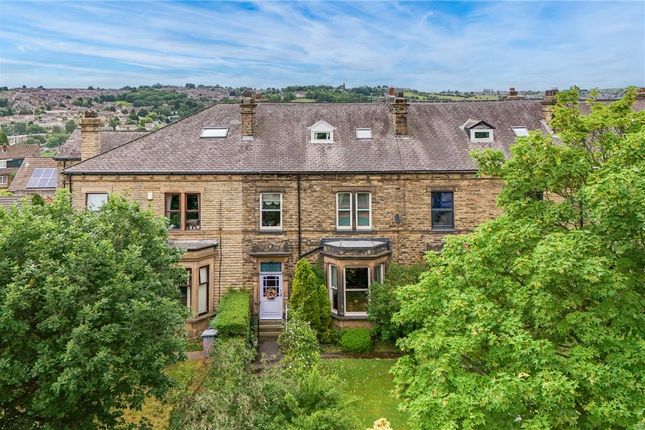 5 bed property, in Grosvenor Road, £500,000