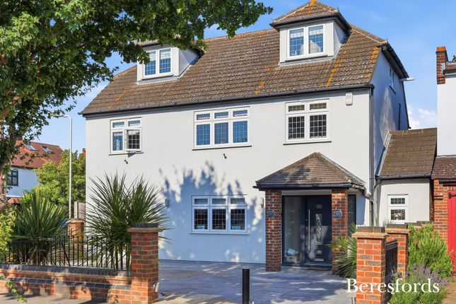 6 bed property, in Cranston Park Avenue, £1,400,000