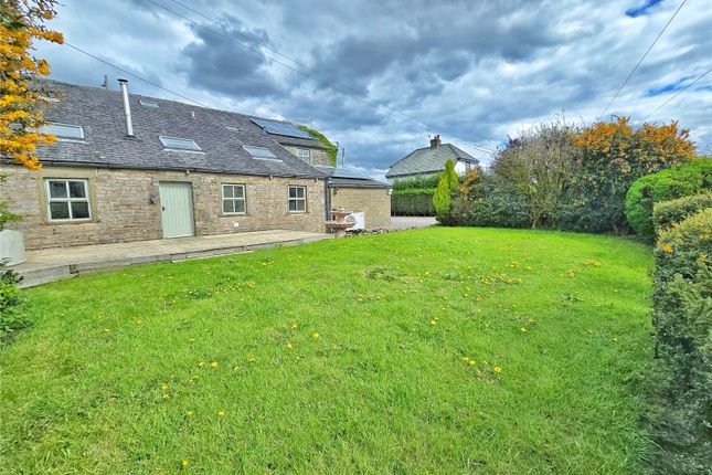 4 bed property, in Waggoners Farm Barn, £575,000
