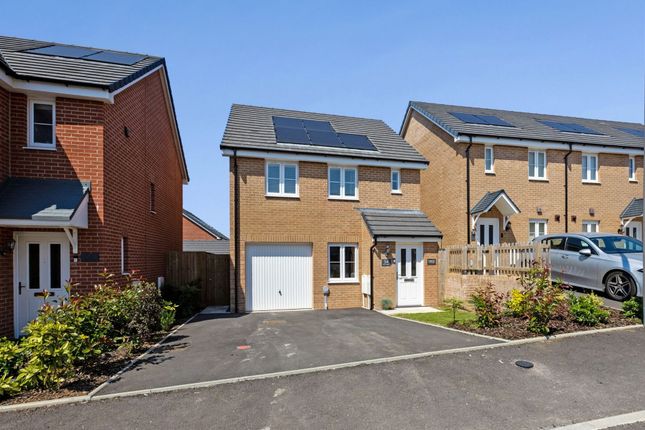 3 bed property, in Llanilid, £310,000