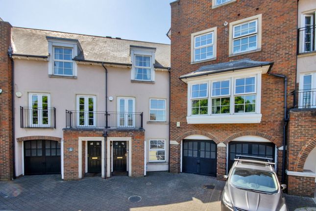 4 bed property, in Bere Close, £450,000