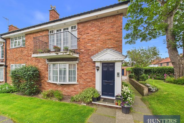 3 bed property, in St. Oswalds Court, £170,000