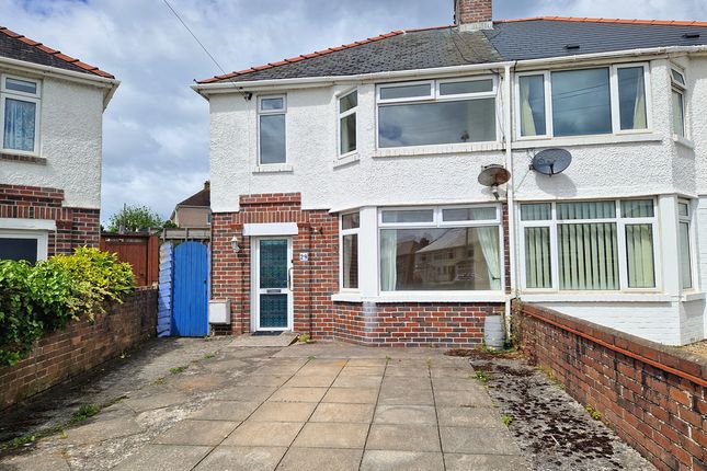 3 bed property, in Poplar Crescent, £259,950